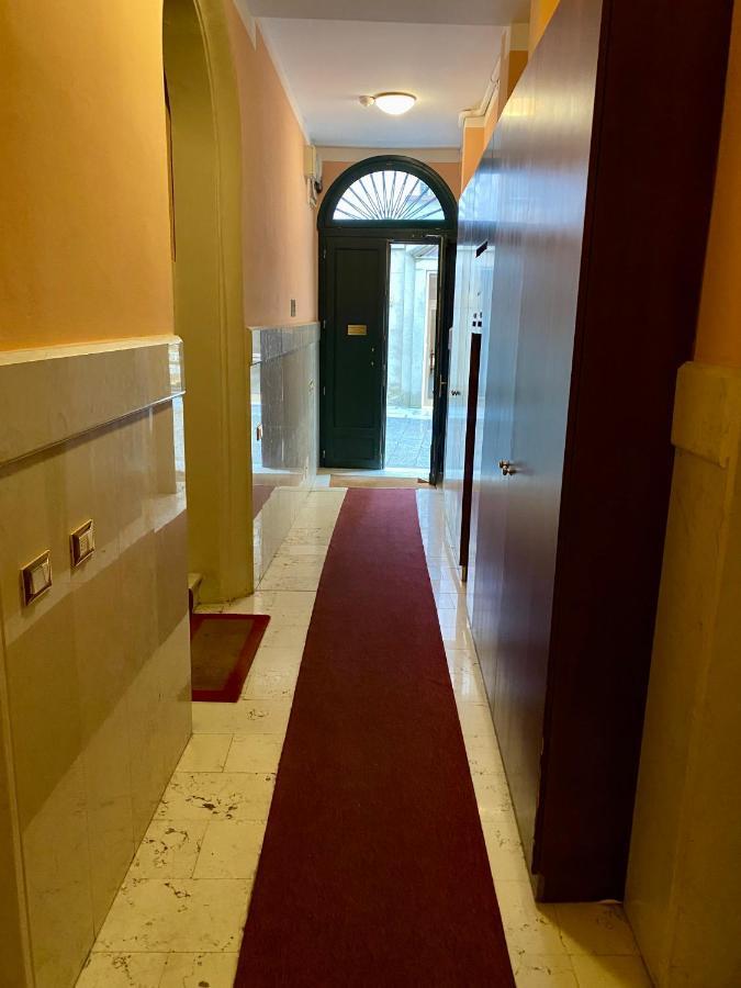 Canard Suite Int 4 Bologna Ngoại thất bức ảnh